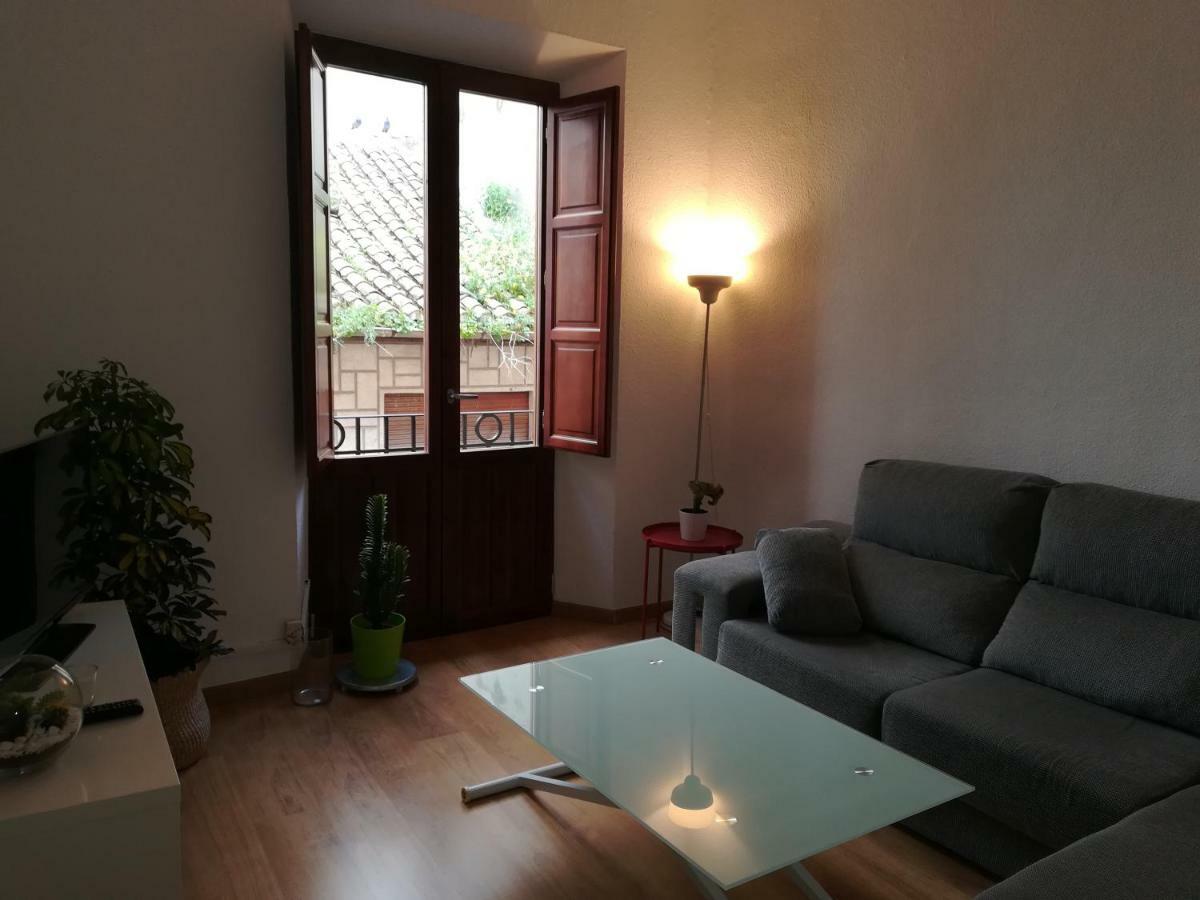 Nice Apartment In The Center Of Granada Exterior photo